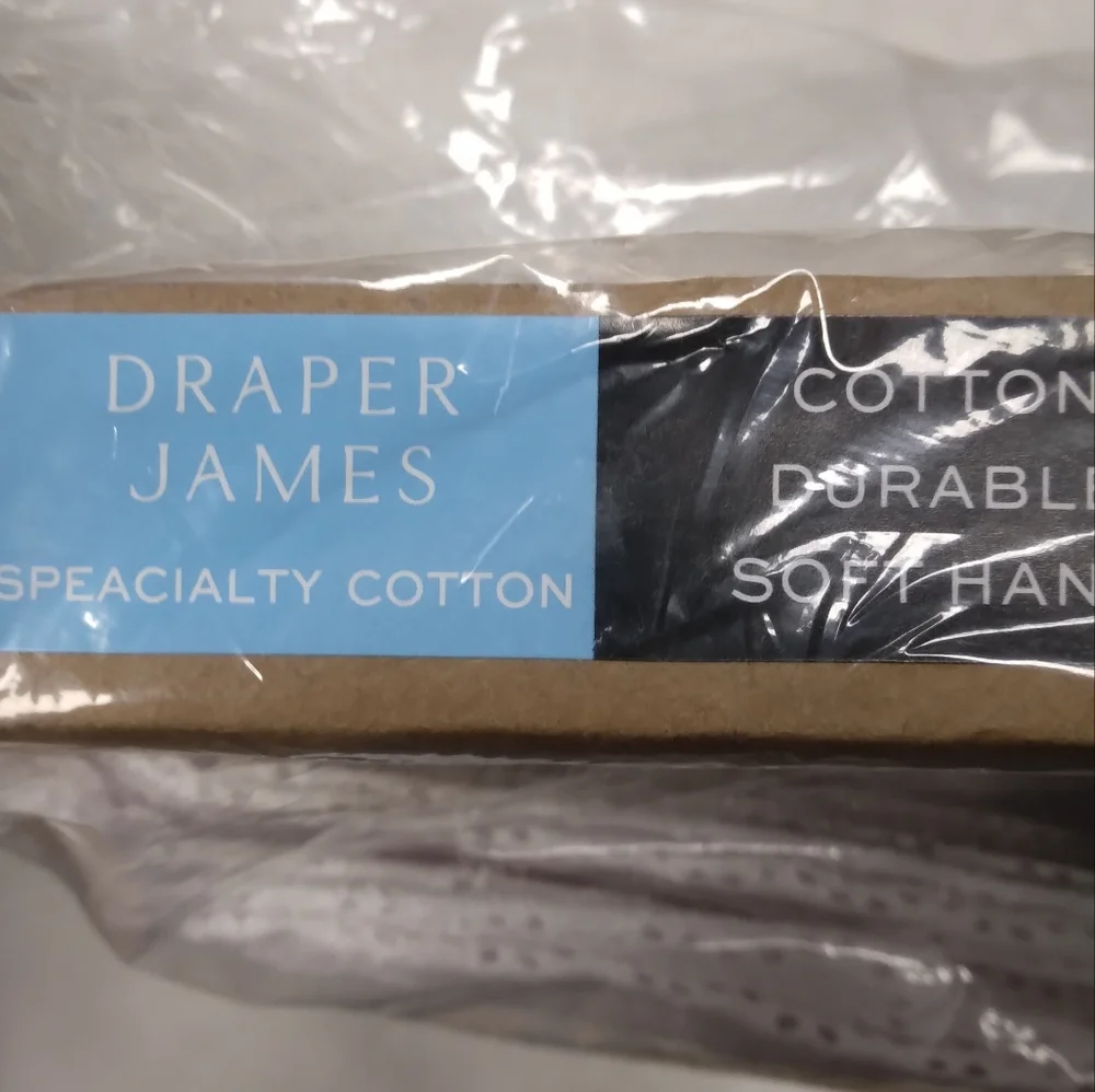 FABRIC Draper James White Eyelet Mini Dot, Sealed Bolt 8 Yds X 52 In